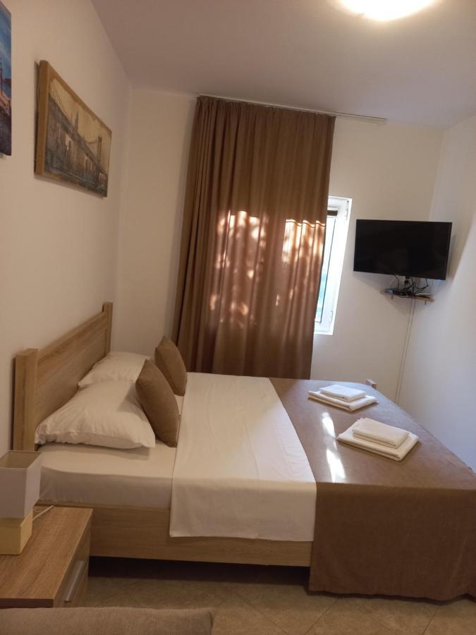 Petkovic Accommodation Tivat Chambre photo