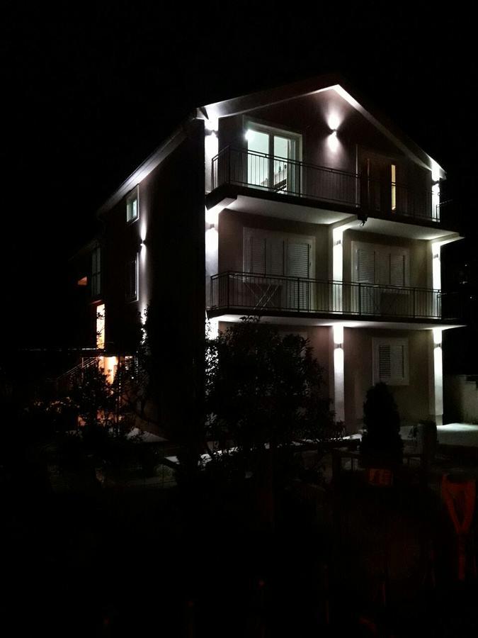Petkovic Accommodation Tivat Extérieur photo