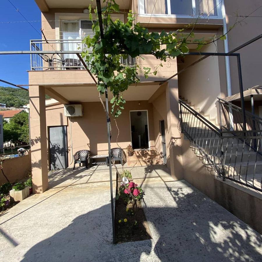 Petkovic Accommodation Tivat Extérieur photo
